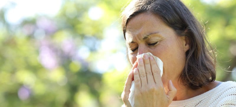 Seasonal allergy symptoms - Dr. Axe